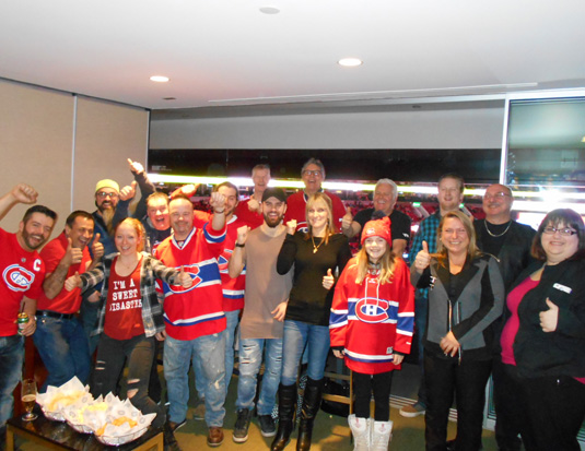 L’équipe de CarrXpert Sainte-Thérèse Toyota a été bien reçue lors de cette journée par Unipièce O.E.M. et Progi. (Photo : Michel Beaunoyer)